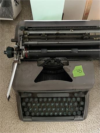 Vintage Typewritter