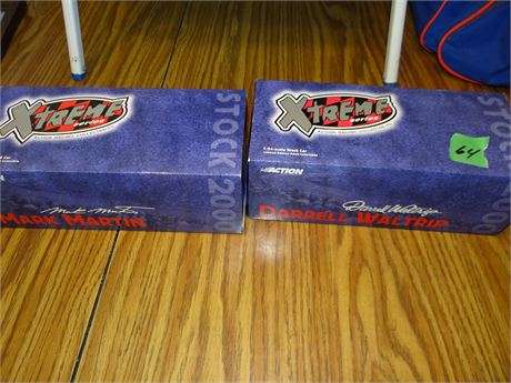 2 Nascar Cars
