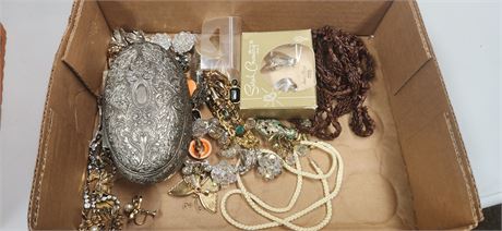 Lot of Jewelry