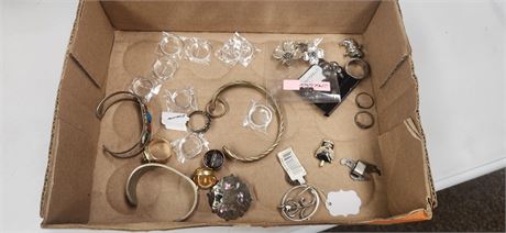 Lot of Jewelry, some Sterling