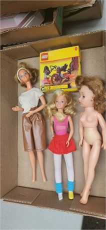 Vintage Dolls & Lego Set
