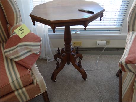 Nice TABLE