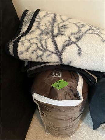 Full Size Bedspread and Blanket