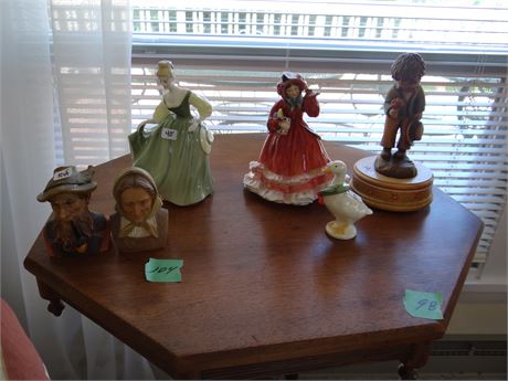 Figurines