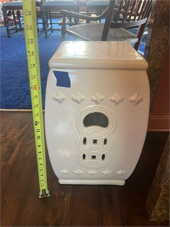 Decor, Ceramic Stand