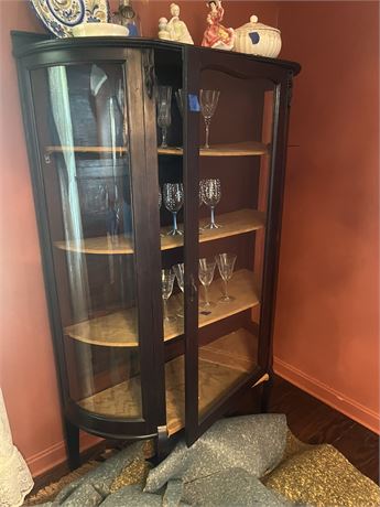 Curio Cabinet (Missing Side Glass)