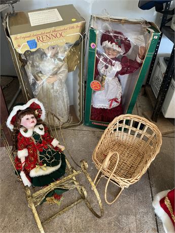 Christmas Decor, Vintage Animated Dolls