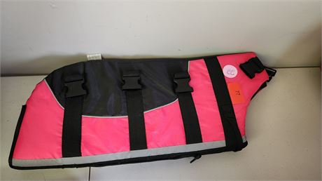 Dog Life Jacket. Size Unknown But Looks Like Would Fit Med/Large Dog.