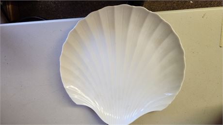 Seashell Shaped Serving Plate