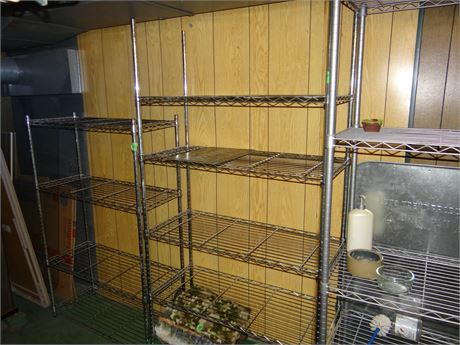 Adjustable Shelf