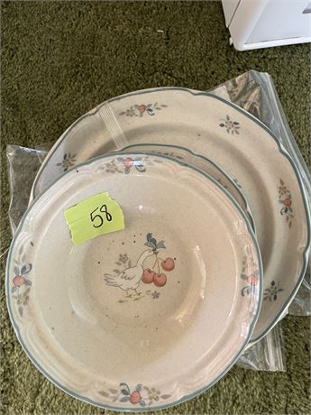 Dish Set