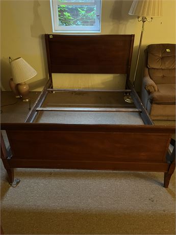 Full Size Sleigh Bed