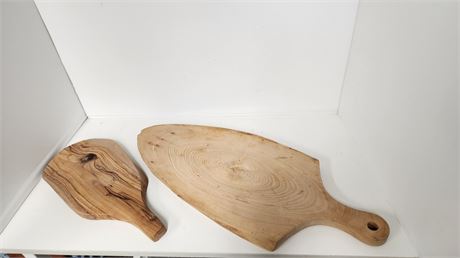 2 Wood Cutting Boards