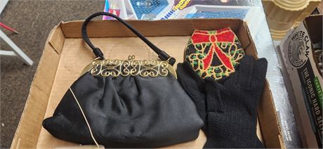 Vintage Purse and beaded change purse