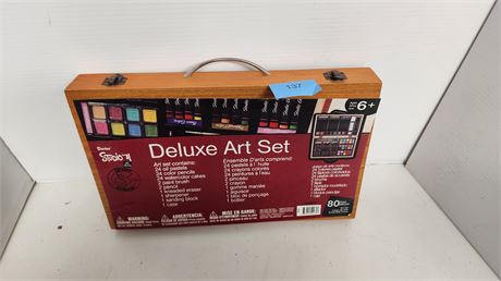 Deluxe Art Set With Carry Case. Used