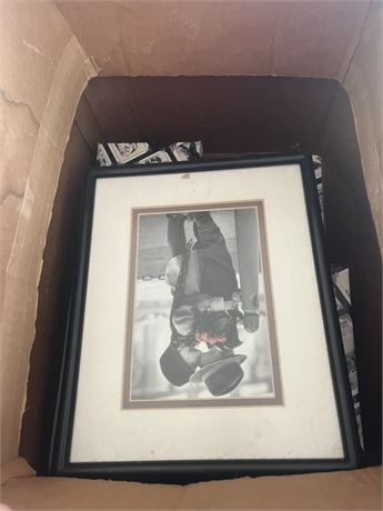 Frames, Art