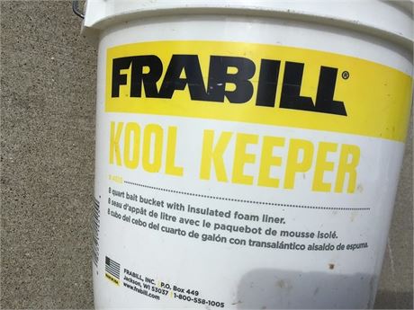 Insulated Minnow Bucket