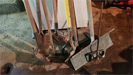 Lot Of Yard Tools