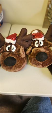 Reindeer slippers