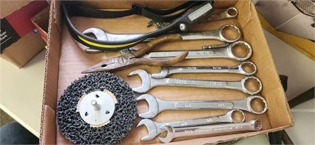 Flat of Tools