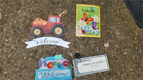 4 Yard Decorations