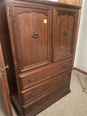 Armoire Dresser
