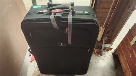 Atlantic Suitcase
