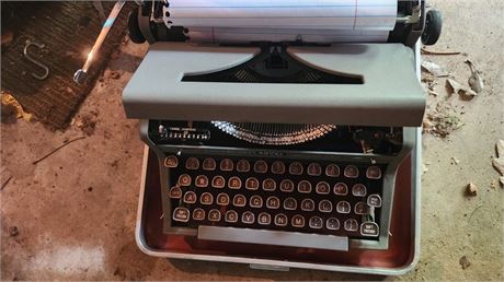 Vintage Typewriter