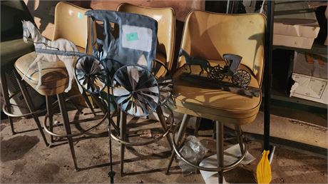 Lot Of Yard Decorations