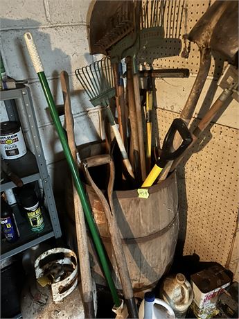 Outdoor Yard Tools