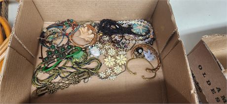 Lot Of Jewelry