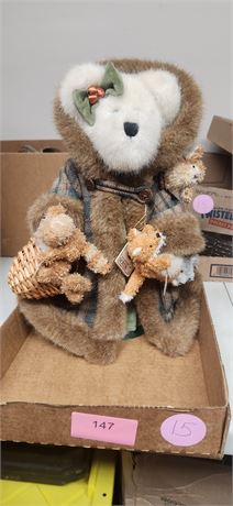 Boyd Bear In Great Condition