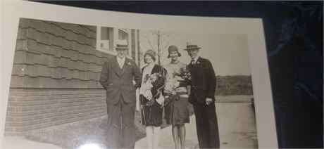 Vintage dress and original picture of dress