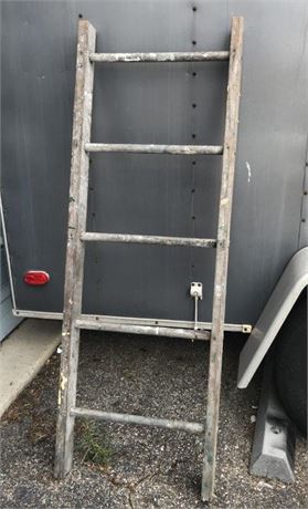 5ft Section of Wooden Ladder
