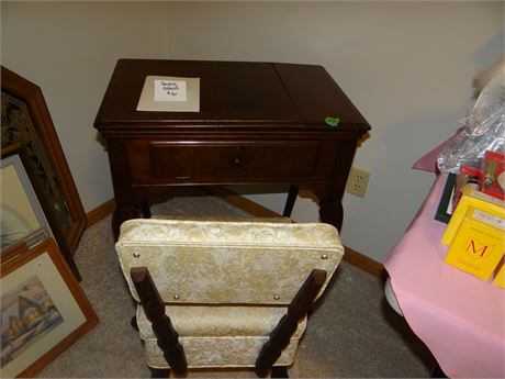 Sewing Machine Cabinet