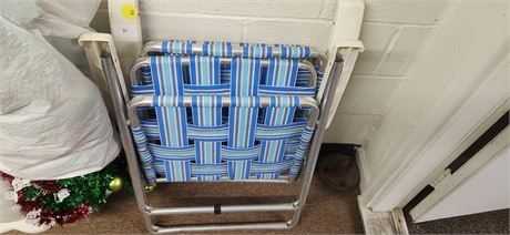 2 Aluminum Lawn Chairs