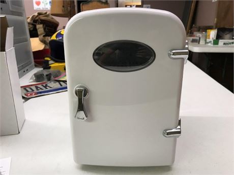 Mini. Portable Fridge