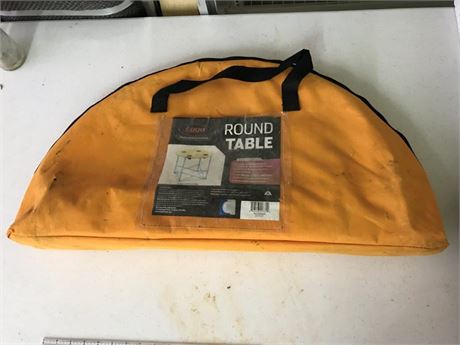 Collapsible Round Table