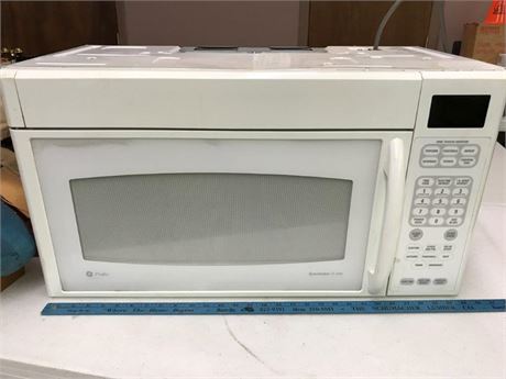 GE Spacemaker XL 1800 Microwave