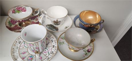 Collectable Tea Cups & Saucers