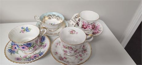 Tea Cups & Saucers