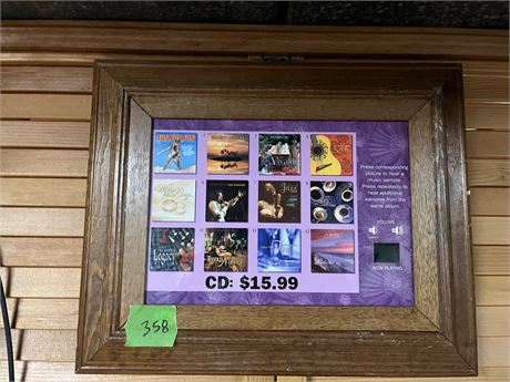 CD Wall Hanging Player