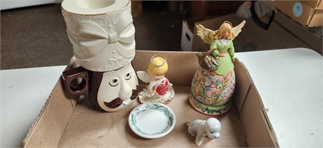 Lot Of Various Collectable Items