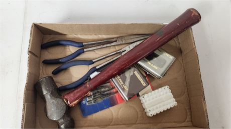 Lot Of Miscellaneous Tools