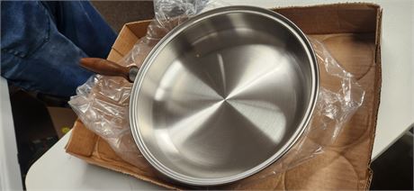 Ecko Grand Prix Skillet. NO LID