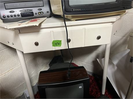 Corner Table