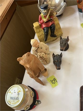 Decor, Carved Bear, Fiddler Music Box