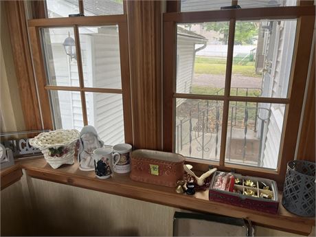 Decor and Collectibles