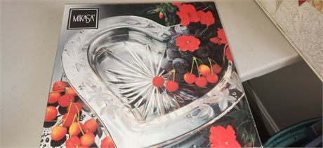 Mikasa Heart Shape Glass Piece