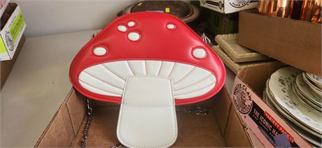 Red Mushroom Purse